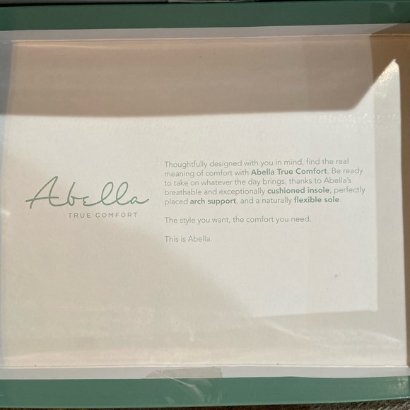 Abella Black Women's Slingback Heels - Picture 10 of 12